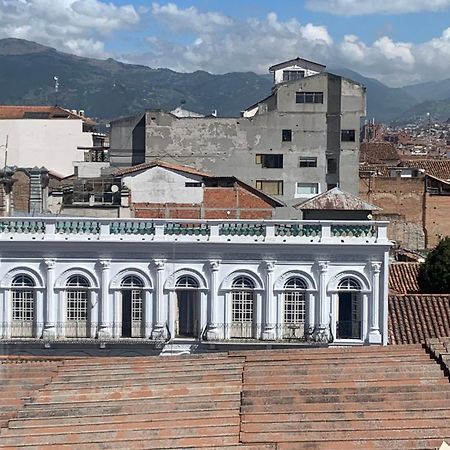 Del Parque Hotel & Suites Cuenca Exteriör bild