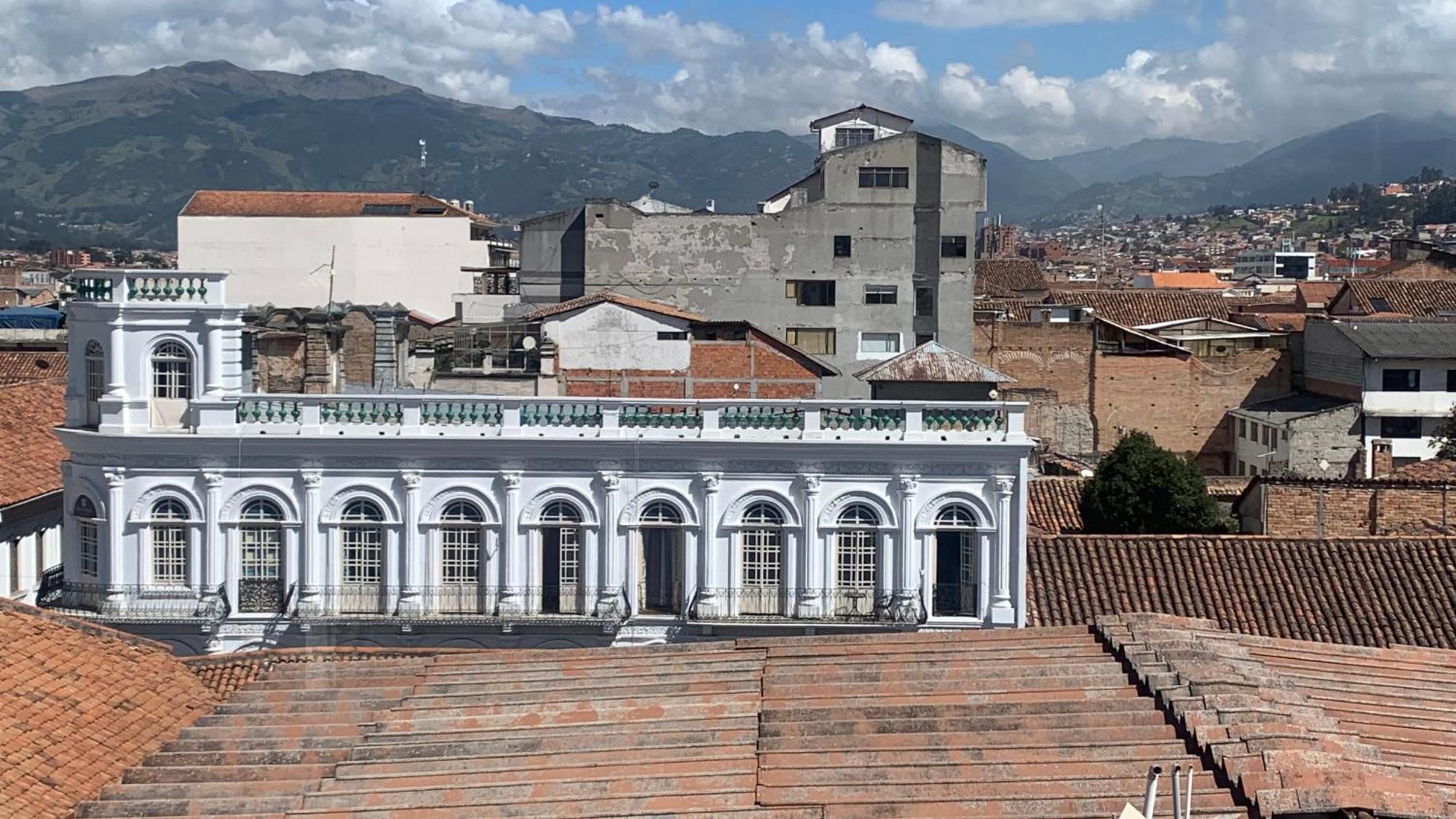 Del Parque Hotel & Suites Cuenca Exteriör bild