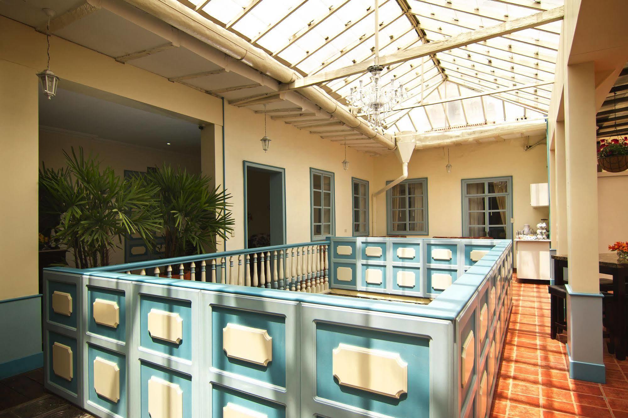 Del Parque Hotel & Suites Cuenca Exteriör bild